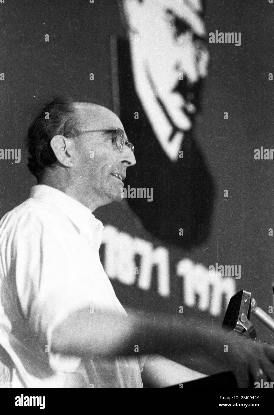 The German Communist Party (DKP) celebrated the 100th birthday of Karl Liebknecht with a conference and demonstration in Solingen on 21 August 1971.Ku Stock Photo
