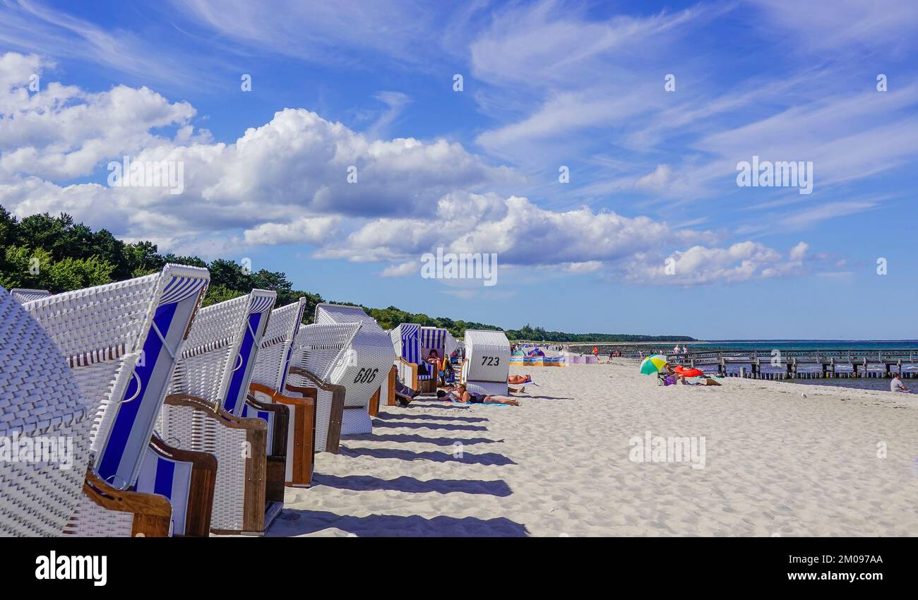 Strand, Strandkörbe, Zingst, Darß, Ostsee, Mecklenburg-Vorpommern ...