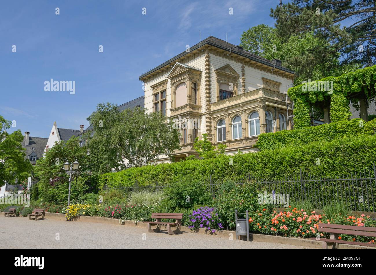 Villa, Rheinpromenade, Platz von Montrichard, Eltville, Hessen