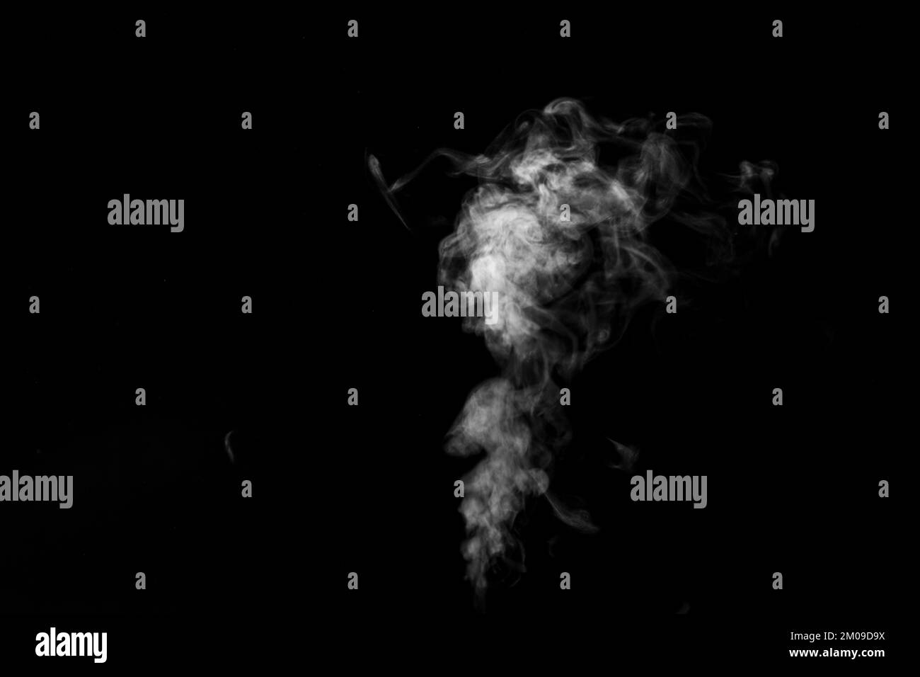 movement of smoke on black background, smoke background, abstract smoke