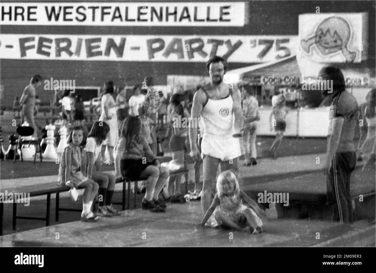The city of Dortmund organised a children's holiday party in the Dortmund Westfalenhalle here on 05.08.1975 to provide holidays for children whose par Stock Photo