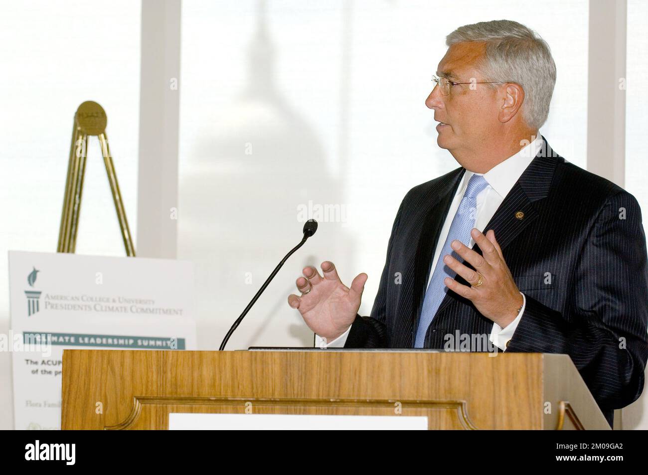 American university administrator hi-res stock photography and images ...