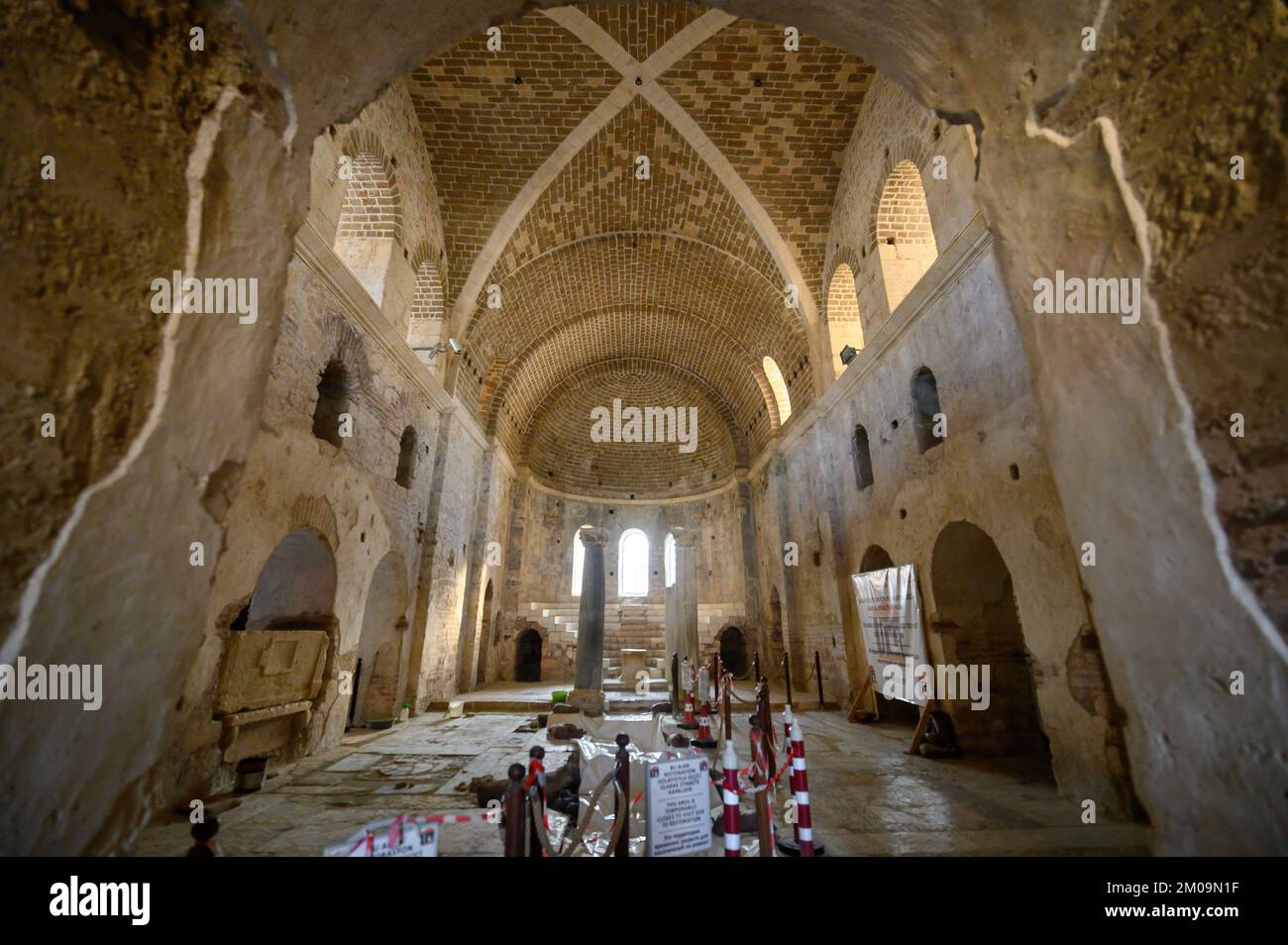Nicholas of myra tomb hi-res stock photography and images - Alamy
