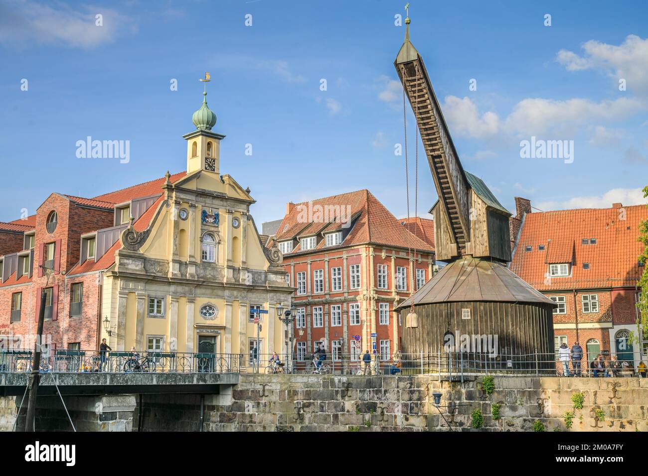 Alter Kran, Am Fischmarkt, Alter Hafen, Altstadt, Lüneburg, Niedersachsen, Deutschland Stock Photo