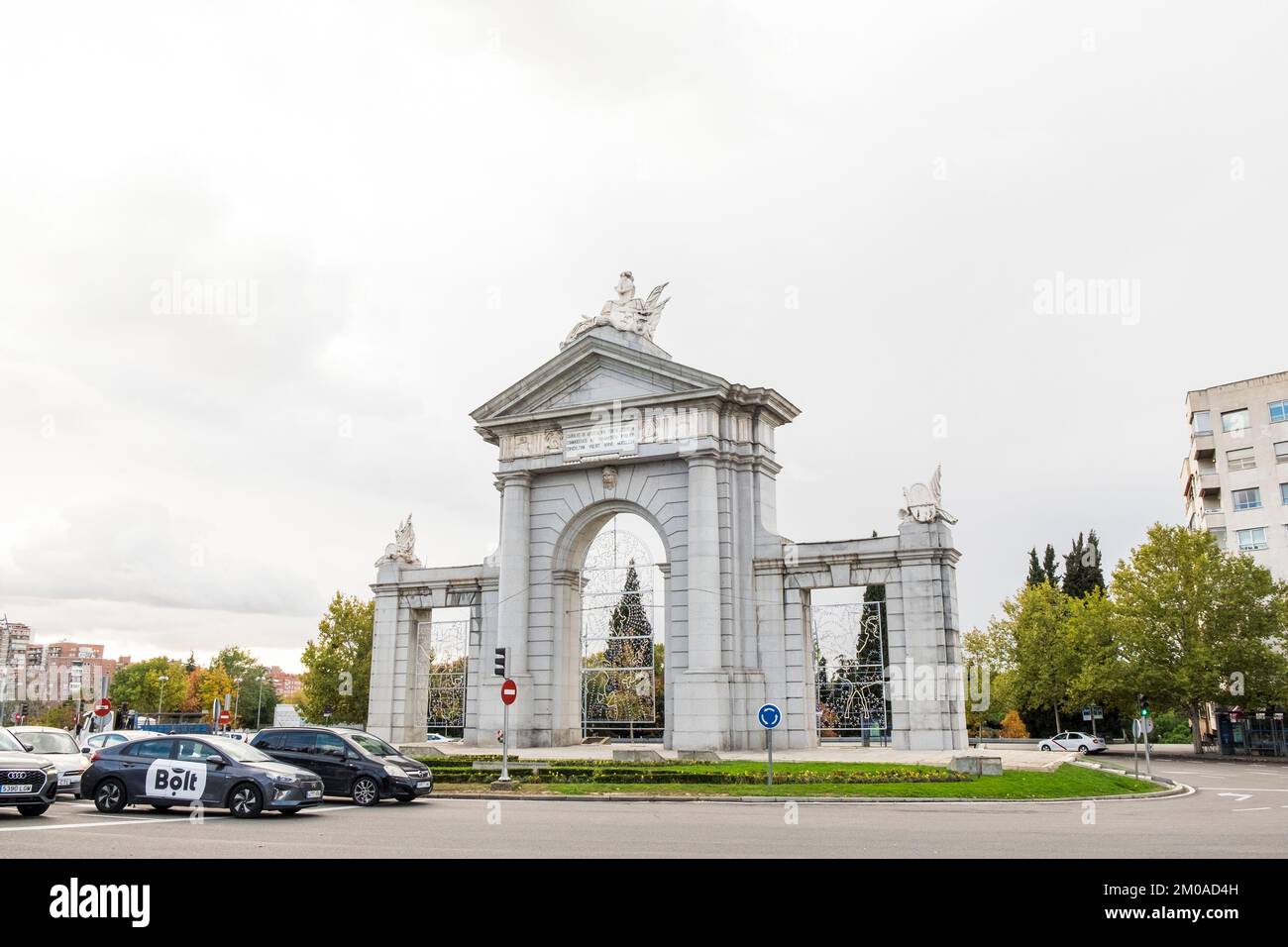 Spain, Madrid, Roundabout Stock Photo Alamy