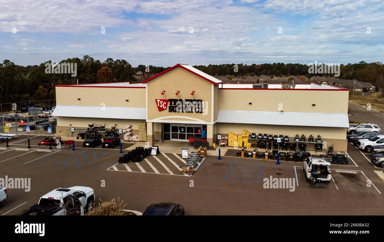 Flowood, MS - December 2, 2022: Tractor Supply Company is a retail chain of stores that sells products for home improvement, agriculture, lawn and gar Stock Photo