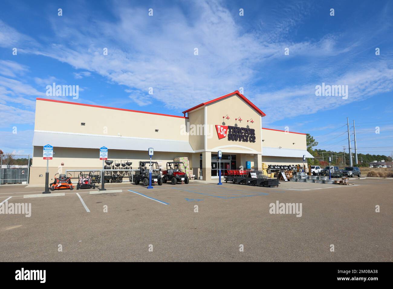 Flowood, MS - December 2, 2022: Tractor Supply Company is a retail chain of stores that sells products for home improvement, agriculture, lawn and gar Stock Photo
