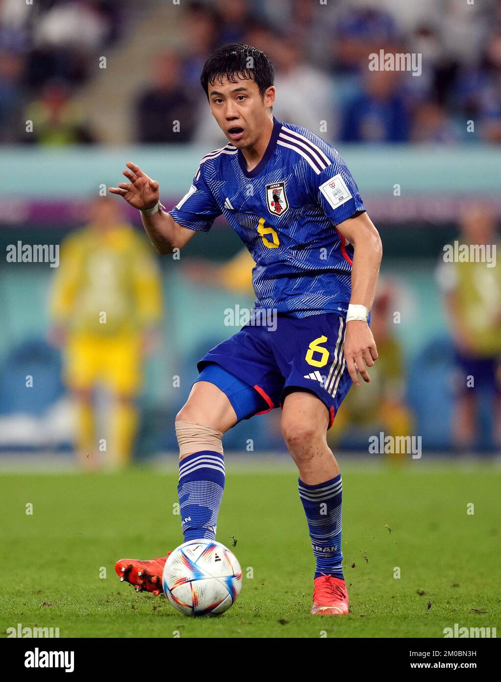 Japan's Wataru Endo during the FIFA World Cup Round of Sixteen match at the Al Janoub Stadium in Al-Wakrah, Qatar. Picture date: Monday December 5, 2022. Stock Photo