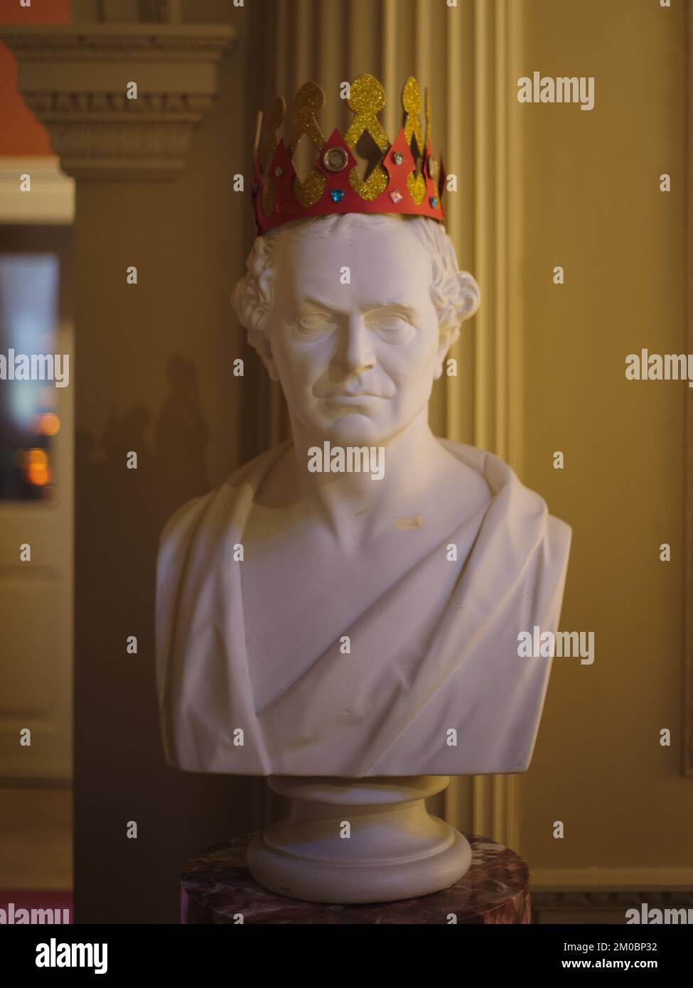 Christmas Statue at Wallington Hall, Northumberland Stock Photo Alamy