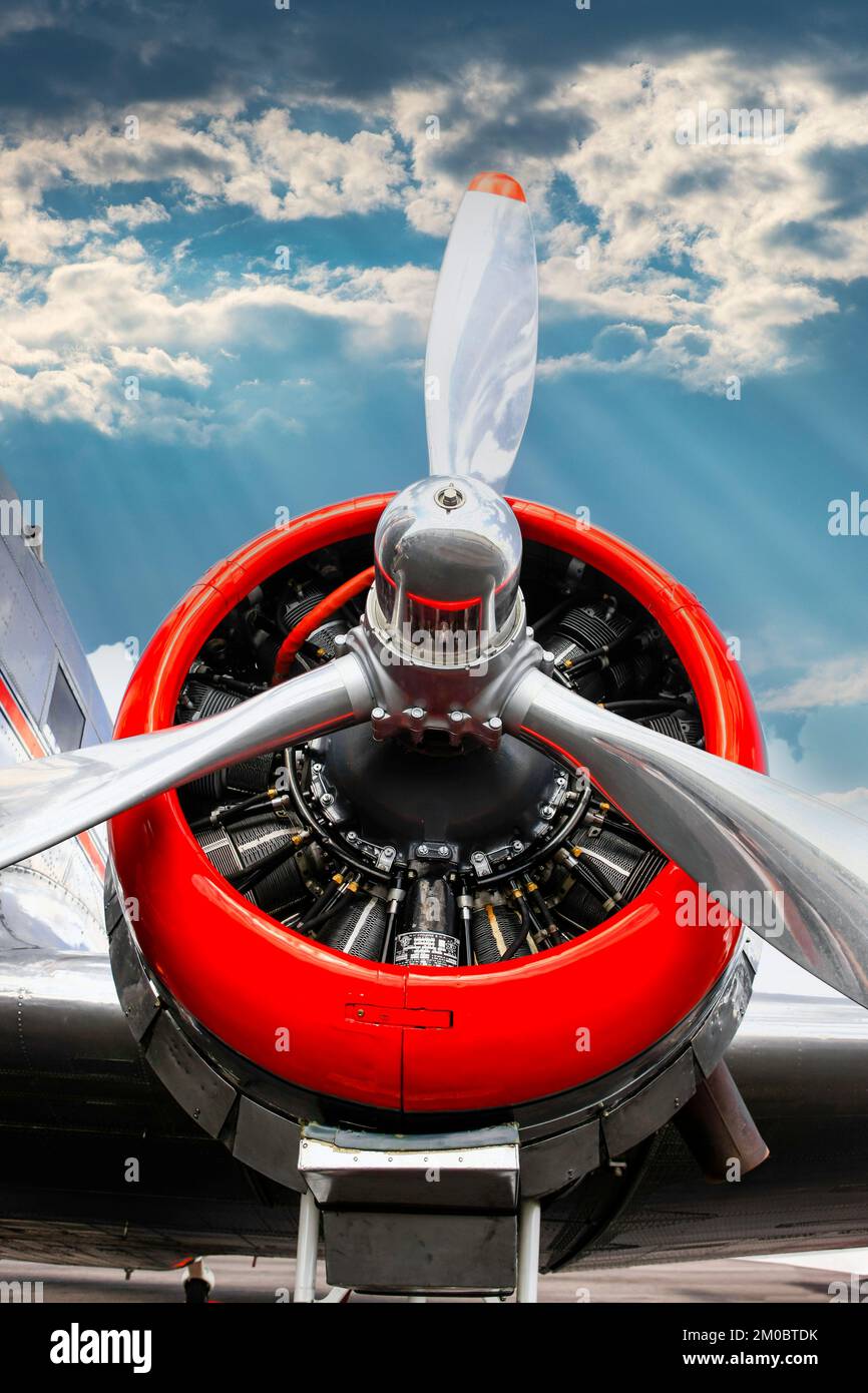 Fort Myers, FL, USA - November 7th, 2015: Radial engine with red cowling belonging to the Douglas  DC-3 Flagship Detroit Stock Photo