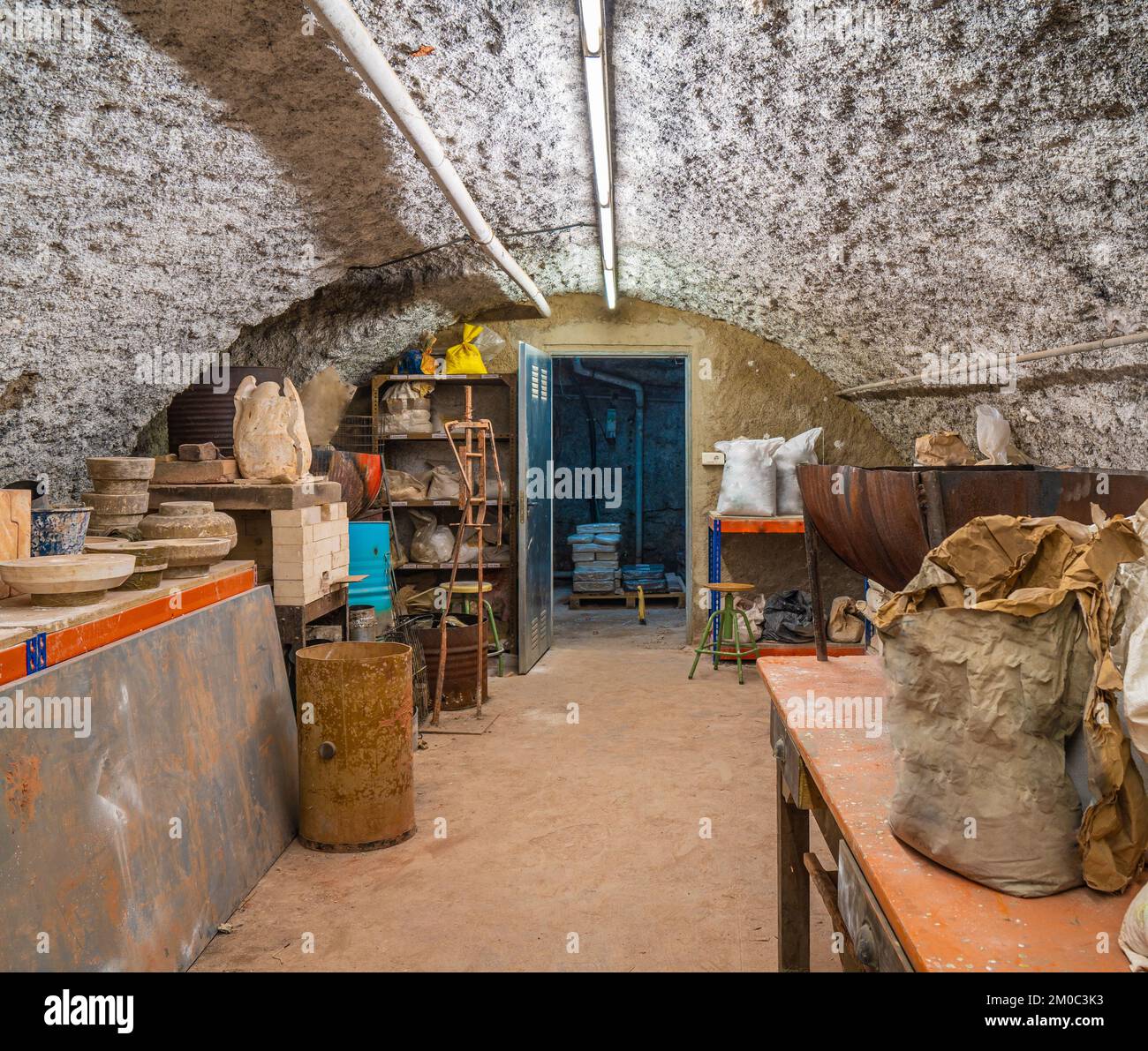 Clay bunker hi-res stock photography and images - Alamy