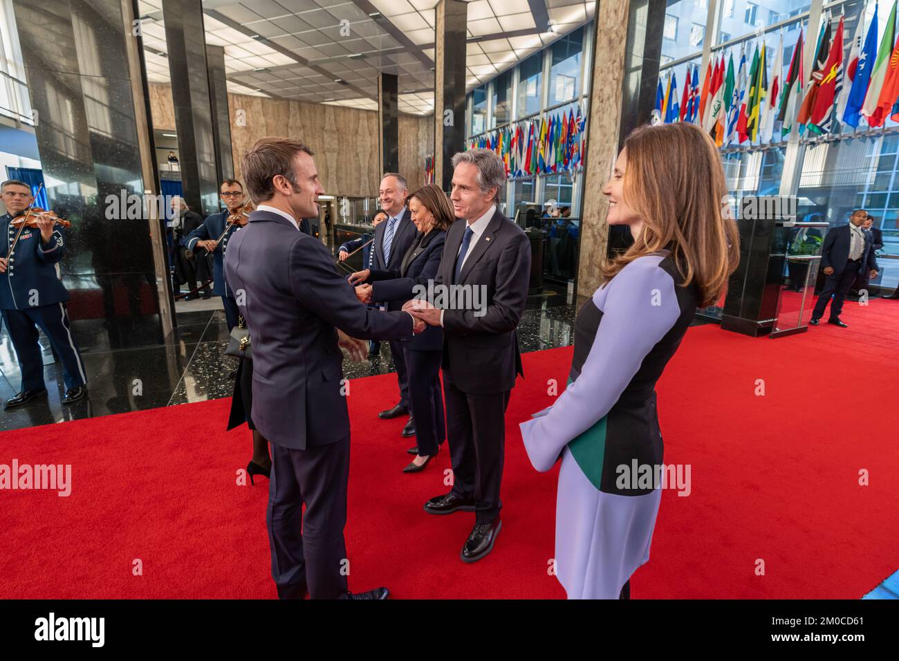 Evan Ryan, Secretary of State Antony J. Blinken, Vice President Kamala Harris, and Second Gentleman Doug Emhoff greet French President Emmanuel Macron and French First Lady Brigitte Macron before the State Luncheon in honor of the French President at the U.S. Department of State in Washington, D.C., on December 1, 2022. [State Department Photo by Ron Przysucha] Stock Photo