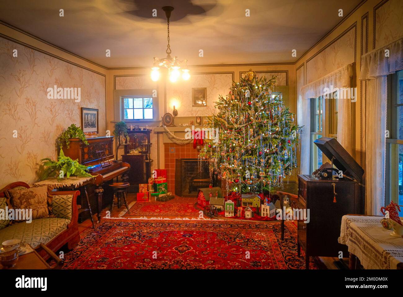 Living room, Christmas tree, Burnaby Village Museum, Burnaby, British Columbia, Canada Stock Photo