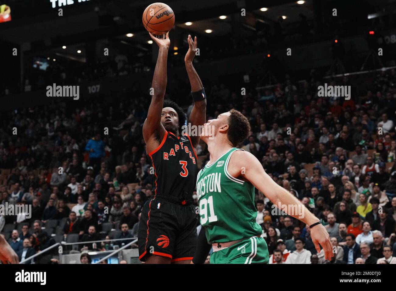 December 5, 2022, Toronto, ON, CAN: Toronto Raptors O.G. Anunoby (3) shoots  on Boston Celtics Blake Griffin during first half NBA basketball action in  Toronto, Monday, Dec. 5, 2022. (Credit Image: ©