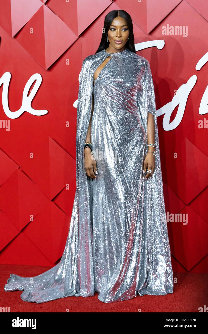 Naomi Campbell attends The Fashion Awards 2022 at The Royal Albert Hall ...