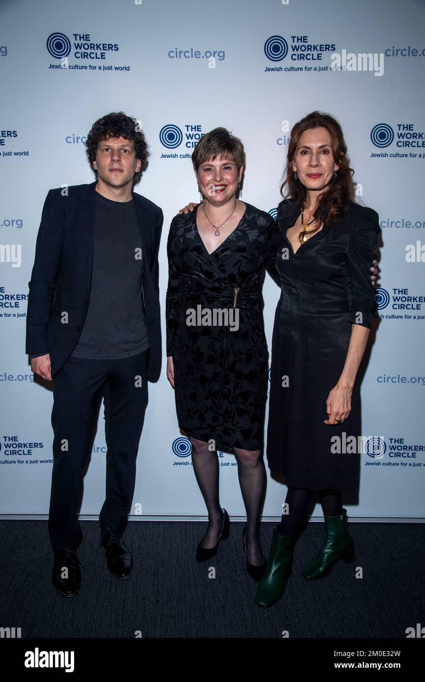 NEW YORK, NEW YORK - DECEMBER 05: Jesse Eisenberg, Ann Tobak and ...