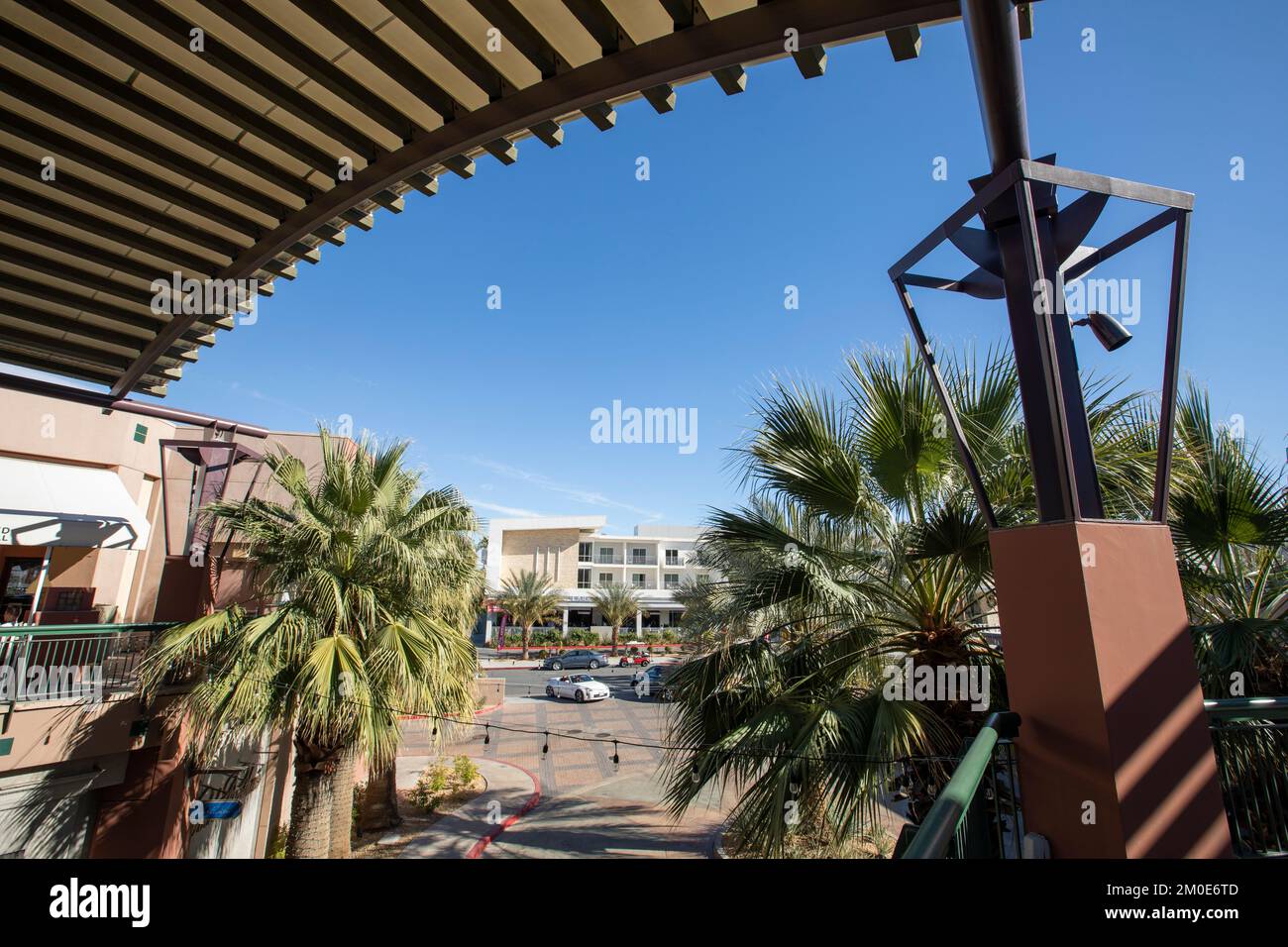 Palm Desert, California, USA - January 1, 2022: Morning sunlight illuminates the downtown shopping area of Palm Desert. Stock Photo