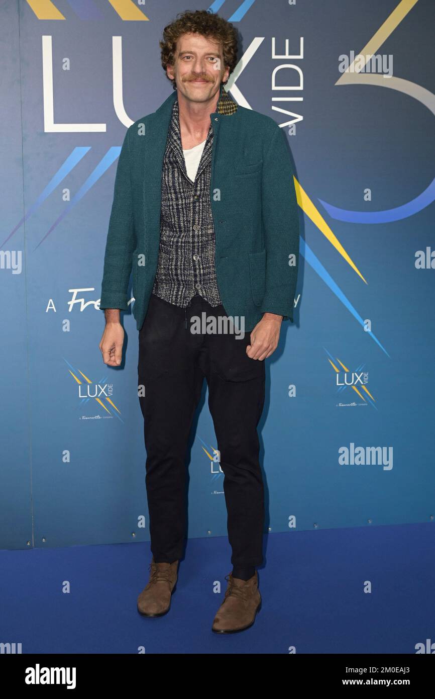Rome, Italy. 05th Dec, 2022. Maurizio Lastrico attends the blue carpet for the Lux Vide 30th anniversary event at the Eden Hotel. (Photo by Mario Cartelli/SOPA Images/Sipa USA) Credit: Sipa USA/Alamy Live News Stock Photo