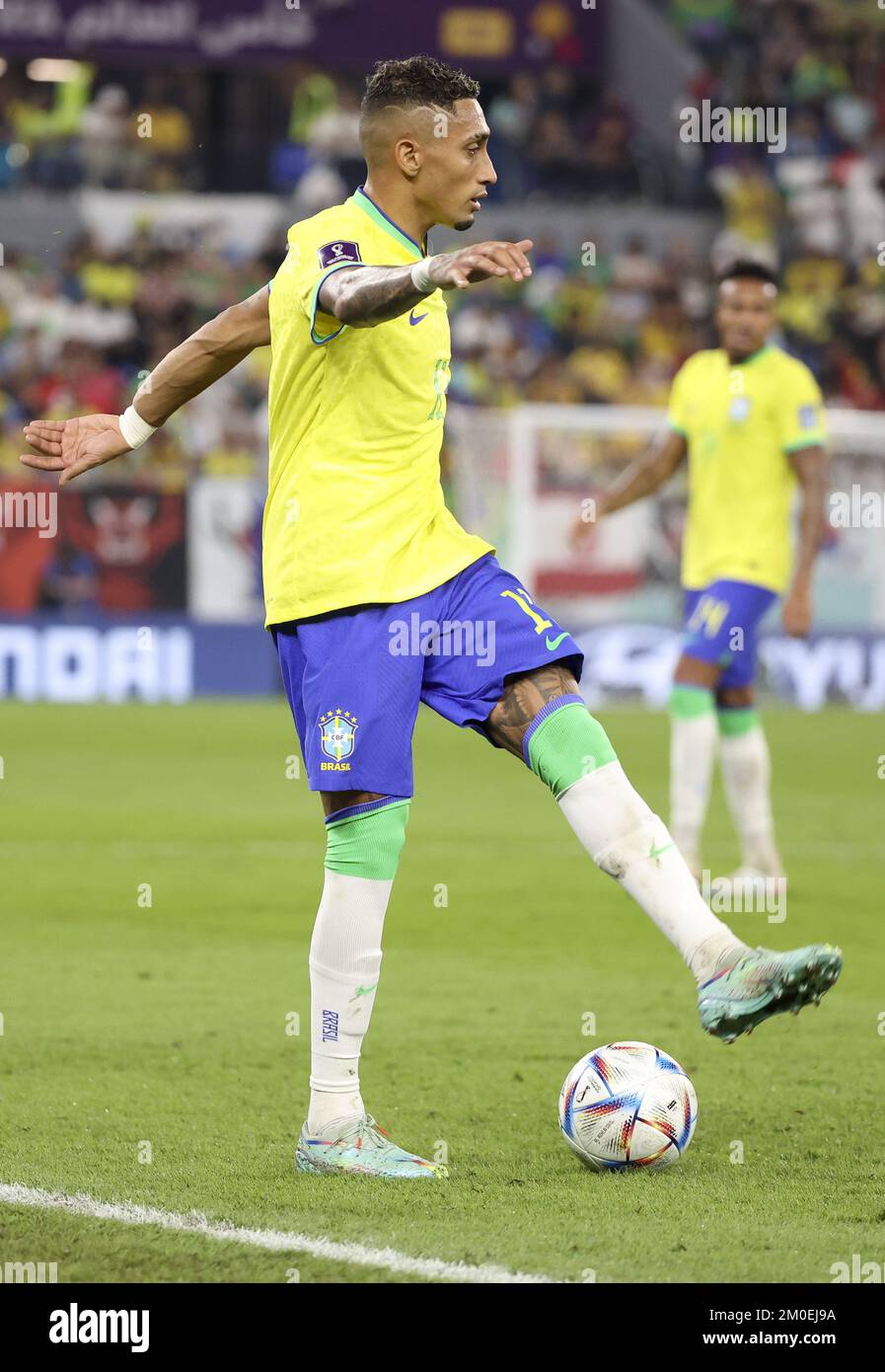 https://c8.alamy.com/comp/2M0EJ9A/raphinha-of-brazil-during-the-fifa-world-cup-2022-round-of-16-football-match-between-brazil-and-korea-republic-on-december-5-2022-at-stadium-974-in-doha-qatar-photo-jean-catuffedppilivemedia-2M0EJ9A.jpg