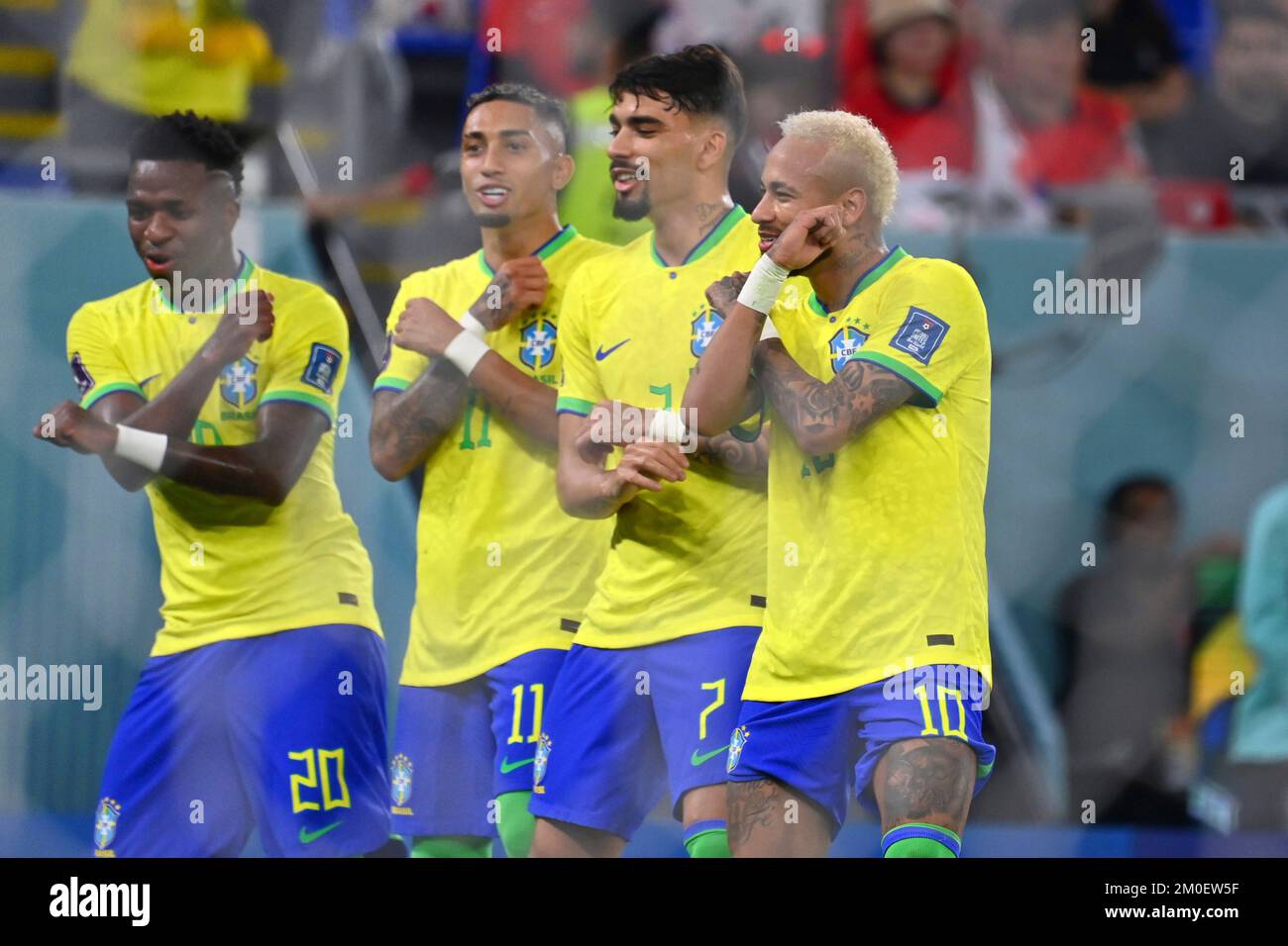 goaljubel v.re:NEYMAR (BRA), LUCAS PAQUETA (BRA). RAPHINHA (BRA), VINICIUS  JUNIOR (BRA), jubilation, joy, enthusiasm, action, dance, dance interlude.  Round of 16, Round of Sixteen, Game 54, Brazil (BRA) - South Korea (KOR)