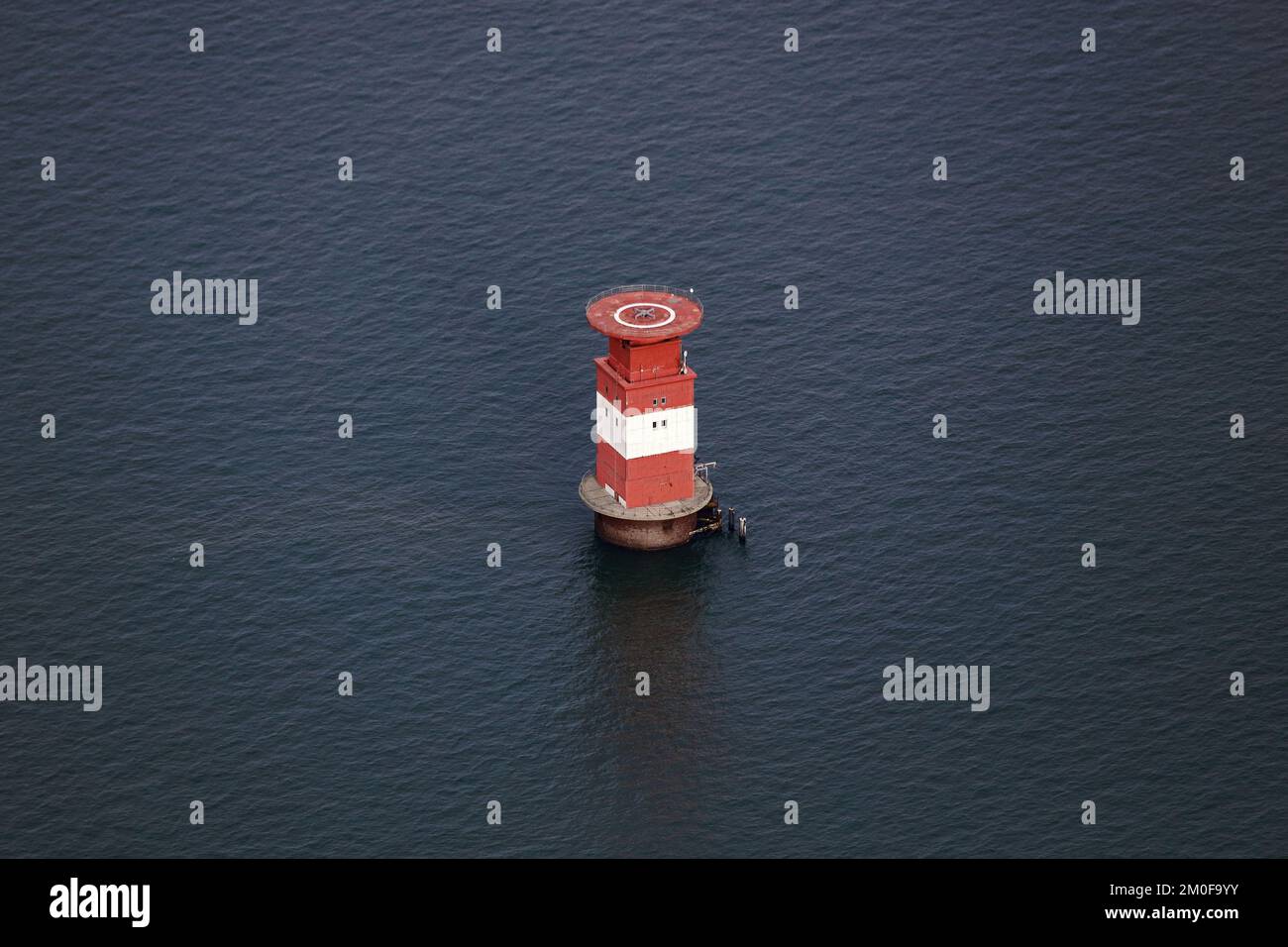 Mellumplate lighthouse in the German Bight, in the Weser estuary, October 28, 2022, aerial view, Germany, Lower Saxony Stock Photo