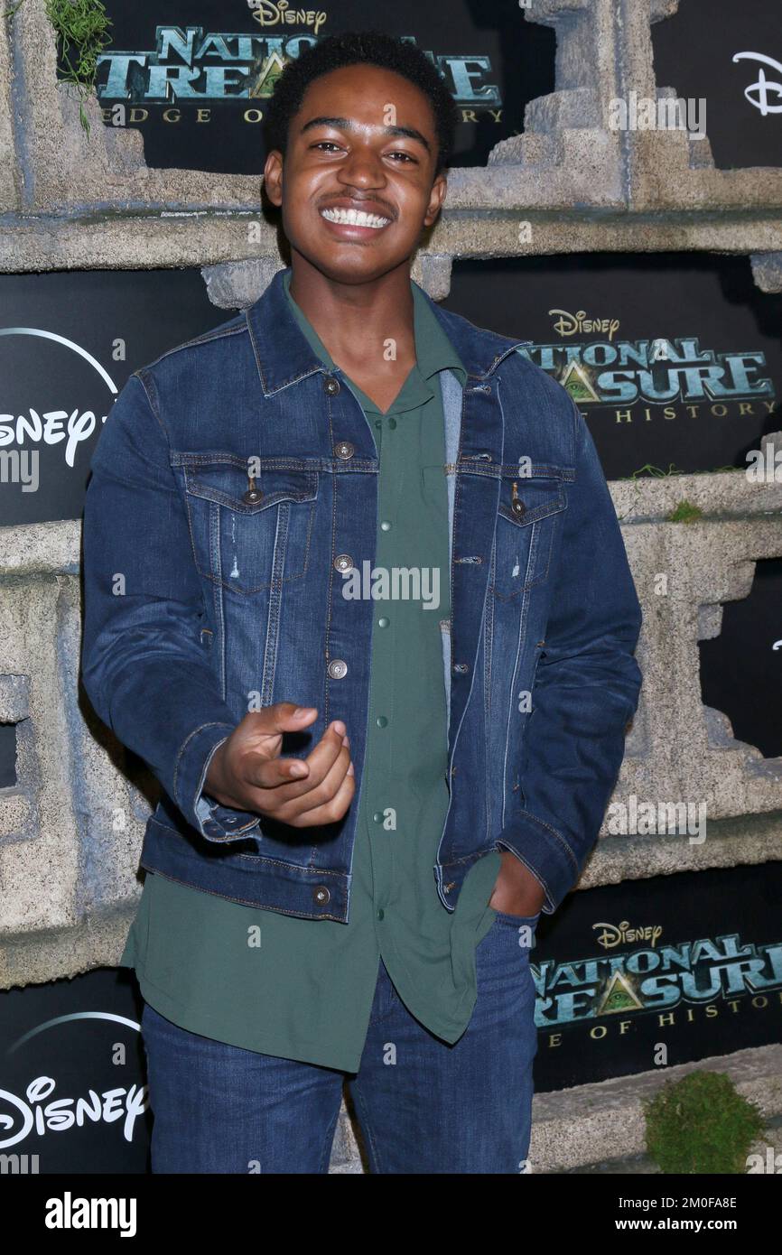 December 31, 2000, Los Angeles, CA, USA: LOS ANGELES - DEC 5:  Issac Ryan Brown at the National Treasure - Edge Of History Disney+ Original Series Red Carpet Event at El Capitan Theater on December 5, 2022 in Los Angeles, CA (Credit Image: © Kay Blake/ZUMA Press Wire) Stock Photo