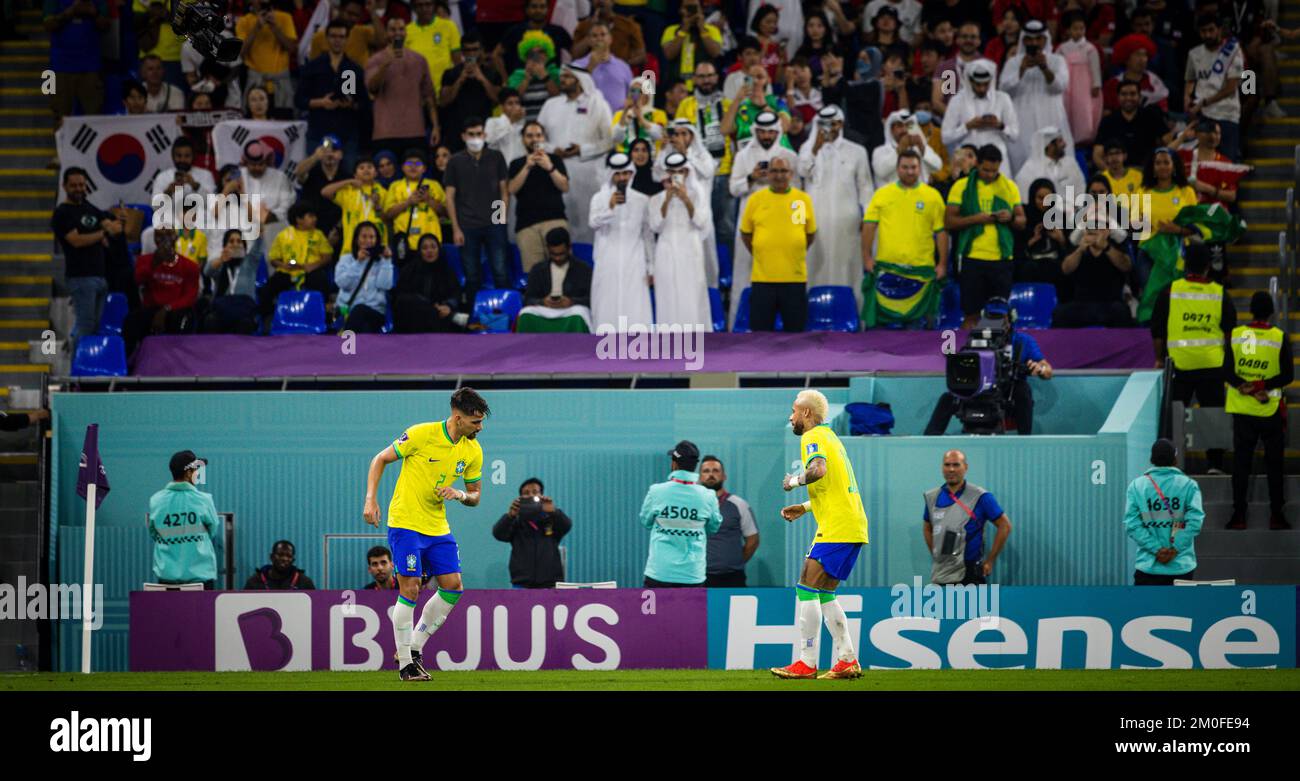 Doha, Qatar. 5th Dec, 2022.  Lucas Paqueta (Brasilien), Neymar (Brasilien) Brazil - Korea Republic Brasilien - Südkorea World Cup 2022 in Qatar 05.12. Stock Photo