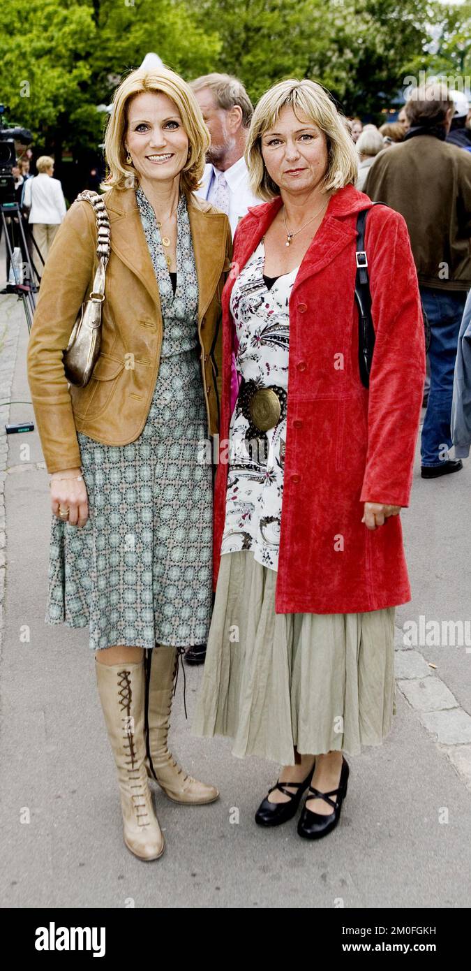 Helle Thorning-Schmidt and her sister Hanne Stock Photo - Alamy