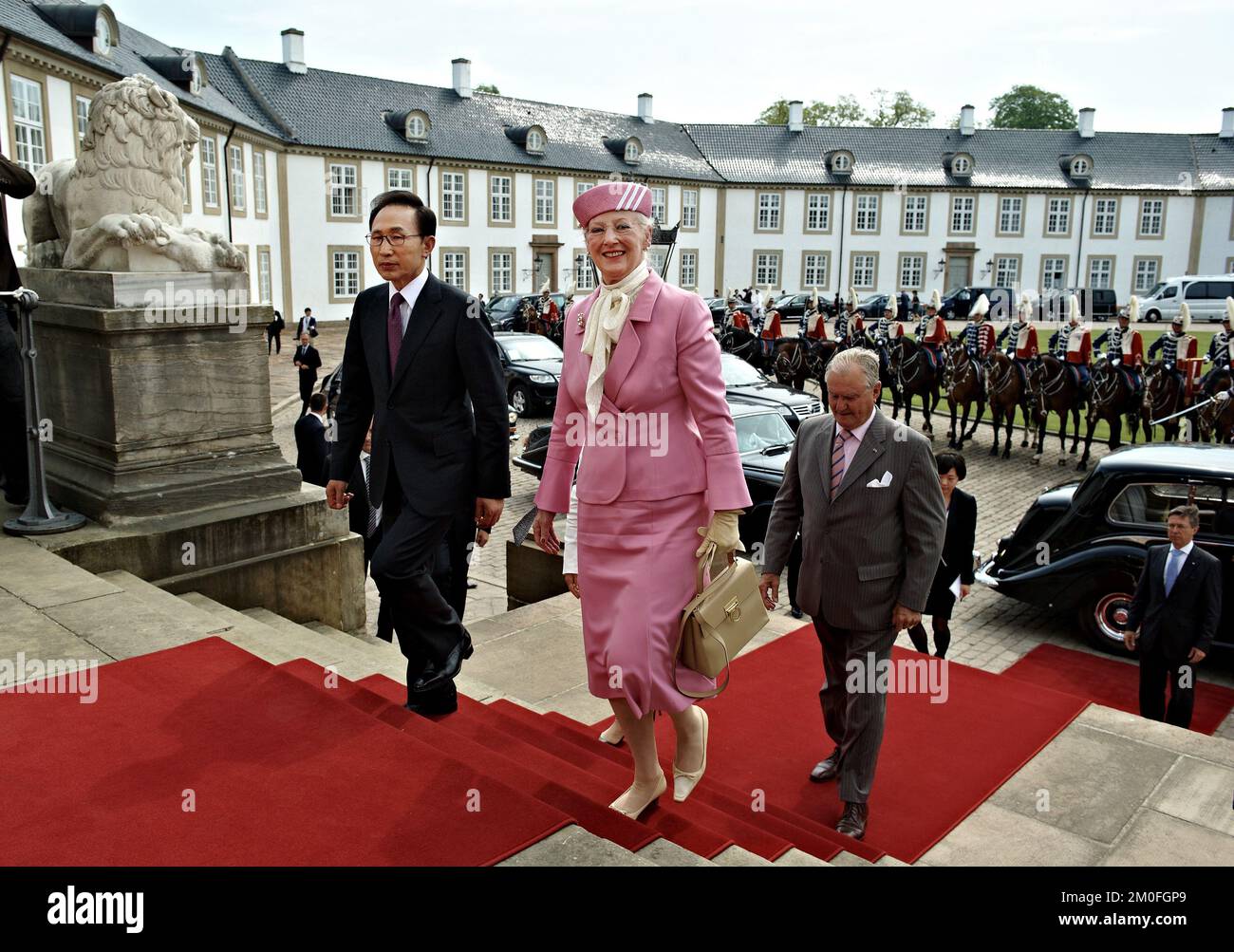 His wife kim yoon ok hi-res stock photography and images - Alamy