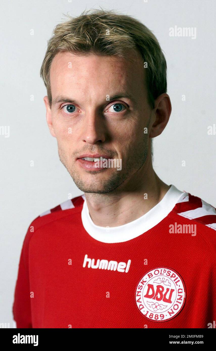 Defender rene henriksen hires stock photography and images Alamy