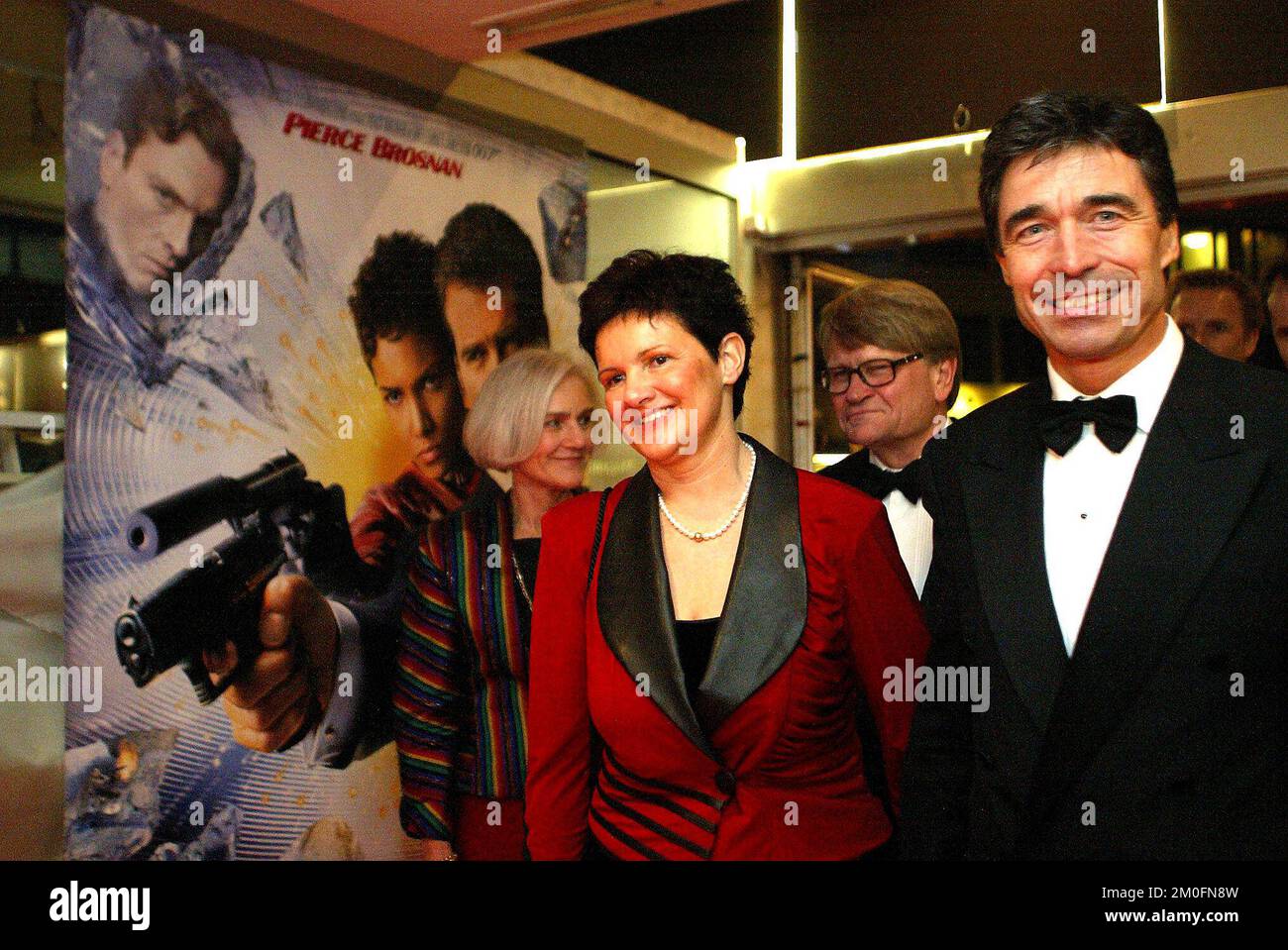 Anne mette rasmussen and anders fogh rasmussen hi-res stock photography ...