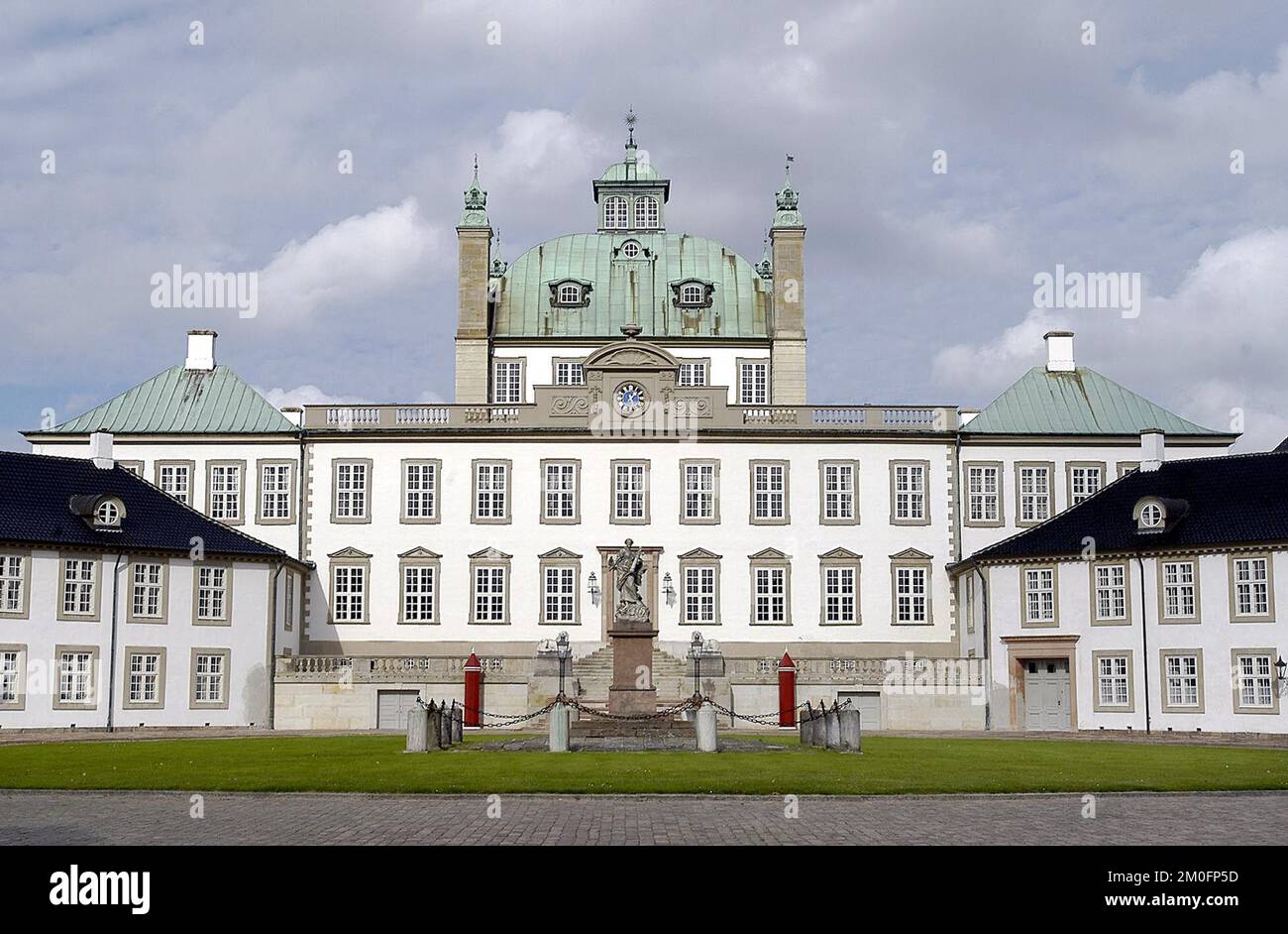 Fredensborg Palace was built as a hunting seat for King Frederik IV in  1719. Fredensborg Palace is often the setting for important events in the  life of the Royal Family. It is, image size:1300x942