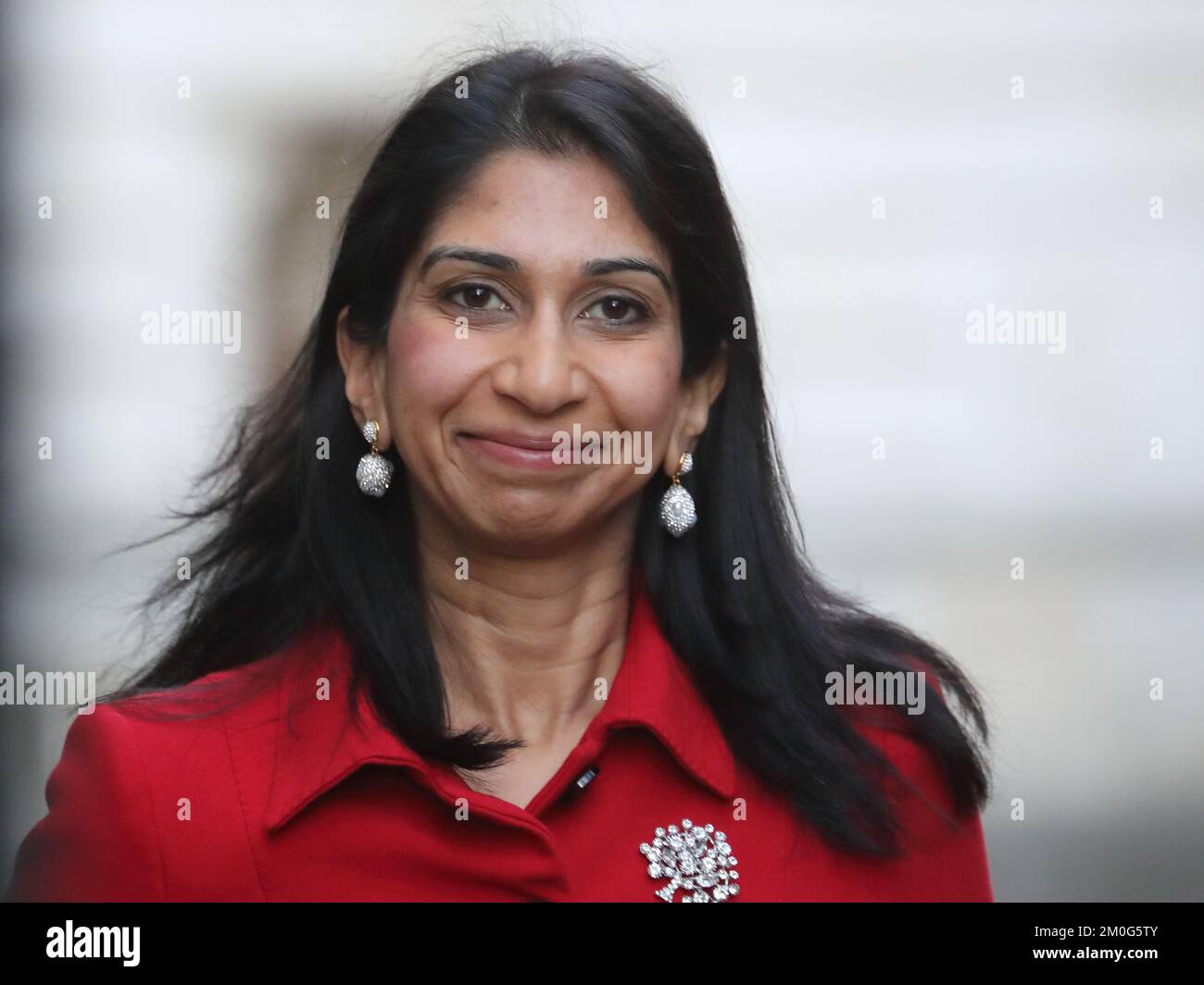 Downing Street, London, UK. 6th Dec, 2022. Secretary of State for the Home Department Suella Braverman arrives for the weekly Cabinet Meeting at No 10 Downing Street. Credit: Uwe Deffner/Alamy Live News Stock Photo