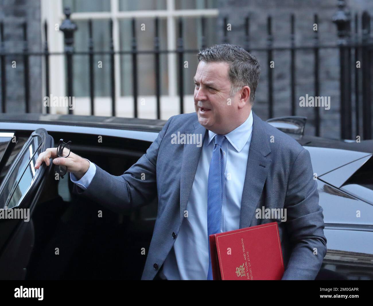 Downing Street, London, UK. 6th Dec, 2022. Secretary of State for Work and Pensions Mel Stride arrives for the weekly Cabinet Meeting at No 10 Downing Street. Credit: Uwe Deffner/Alamy Live News Stock Photo