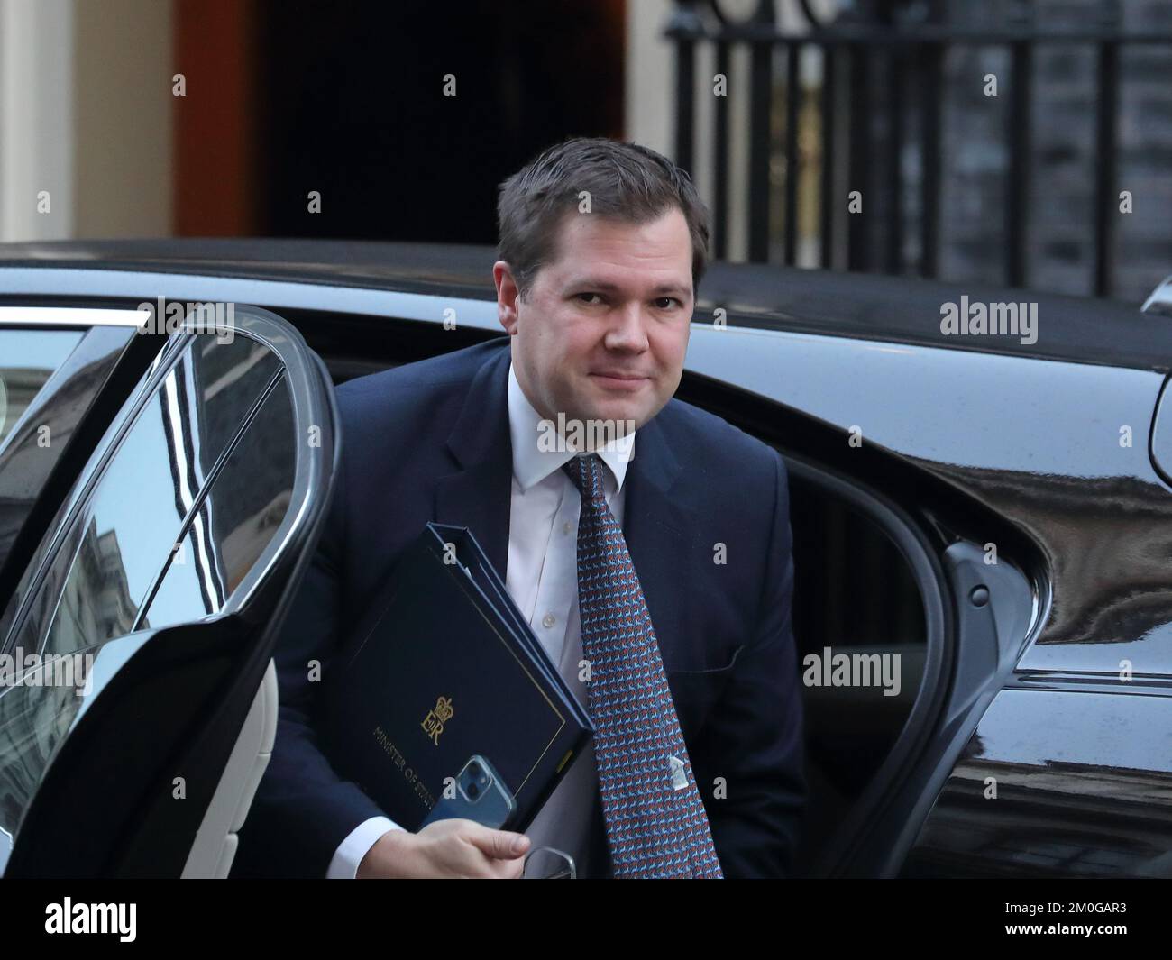 Downing Street, London, UK. 6th Dec, 2022. Minister of State (Minister for Immigration) in the Home Office Robert Jenrick arrives for the weekly Cabinet Meeting at No 10 Downing Street. Credit: Uwe Deffner/Alamy Live News Stock Photo