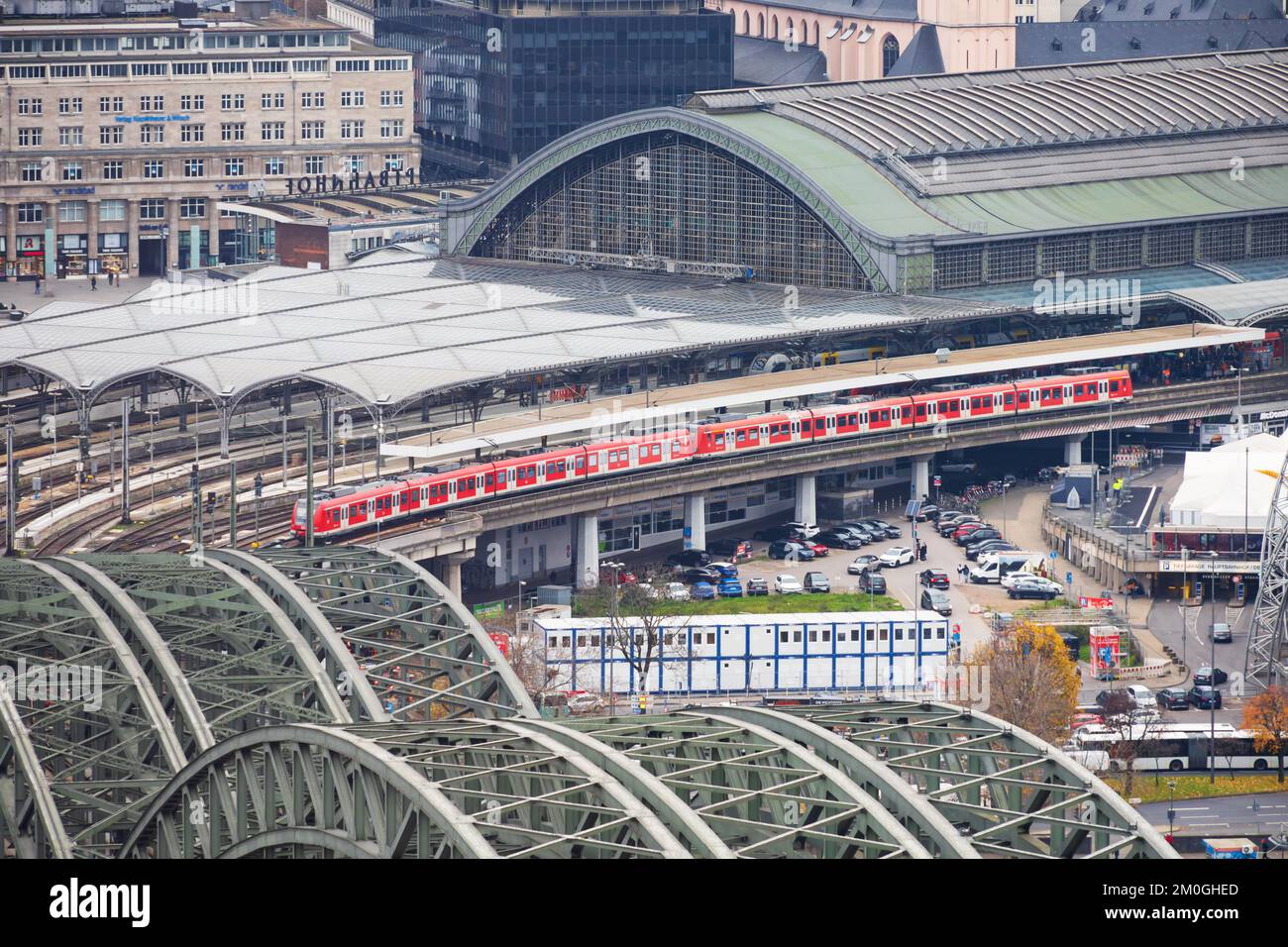 Cologne Hauptbahnhof, Central railway station with train from above. Koln Cologne, North Rhine Westfalia, West Germany Stock Photo