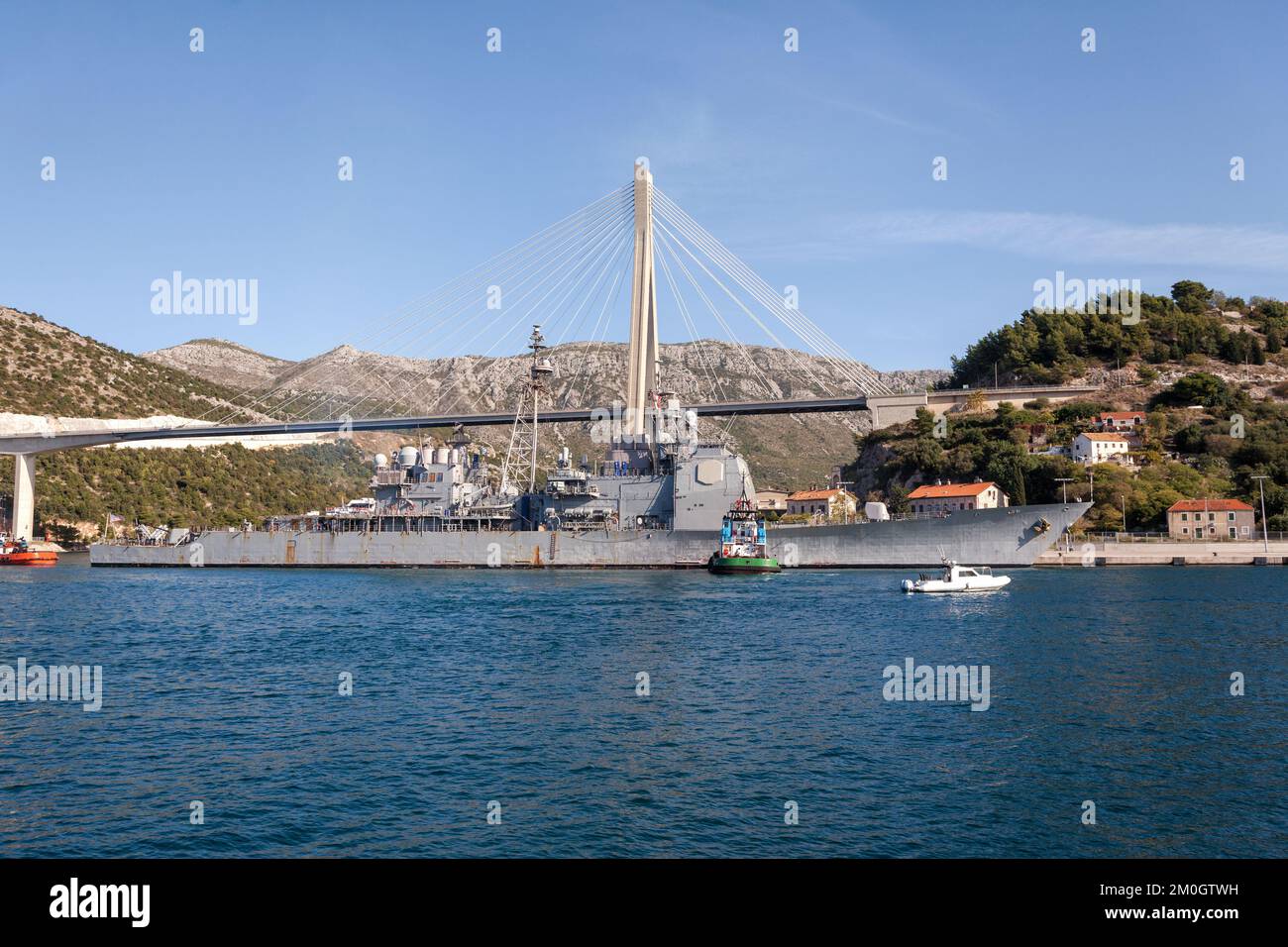 Dubrovnik, Croatia, 31.10.2022:American warship in the port of Dubrovnik Stock Photo