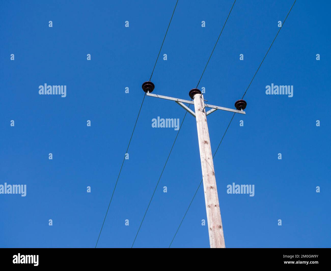Cables hi-res stock photography and images - Alamy