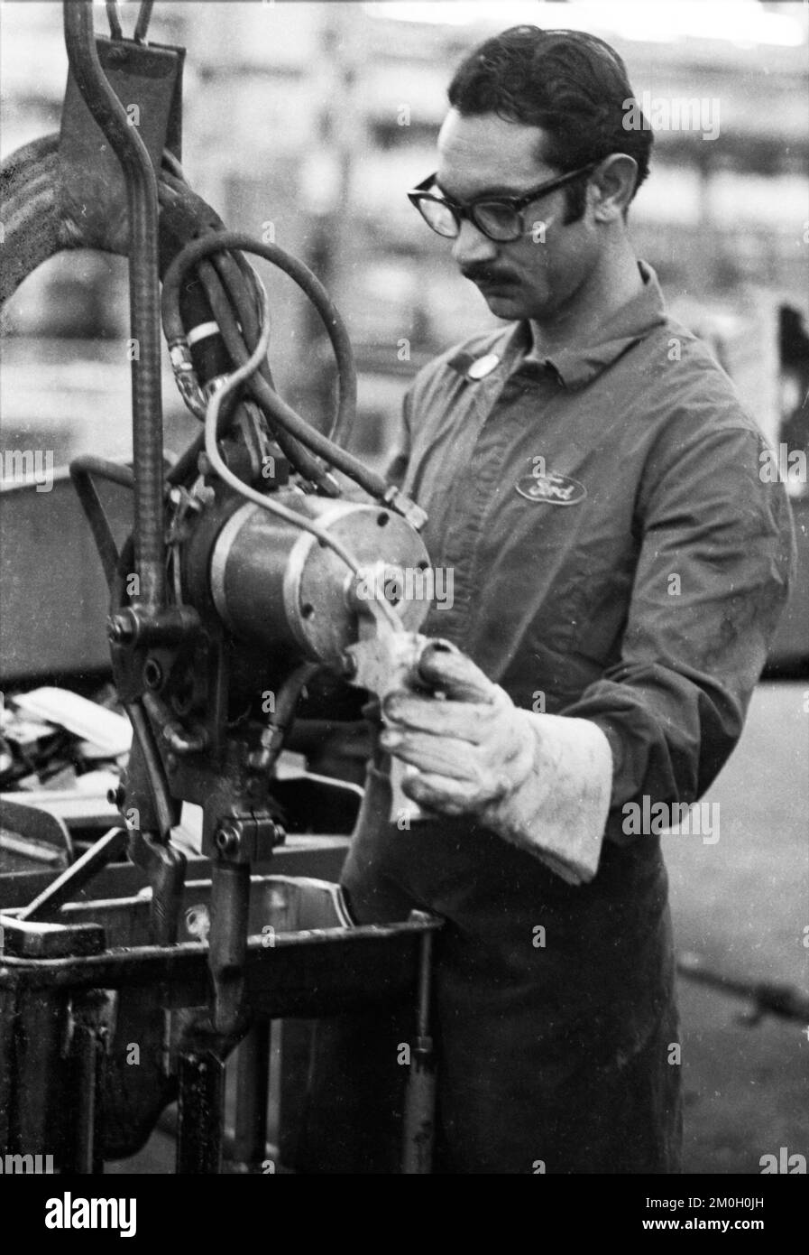 Car production at the Ford factory on 12.02.1976 in Cologne, Germany, Europe Stock Photo