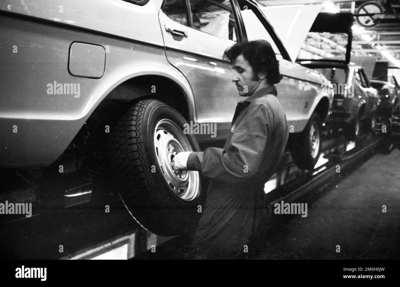 Car production at the Ford factory on 12.02.1976 in Cologne, Germany, Europe Stock Photo