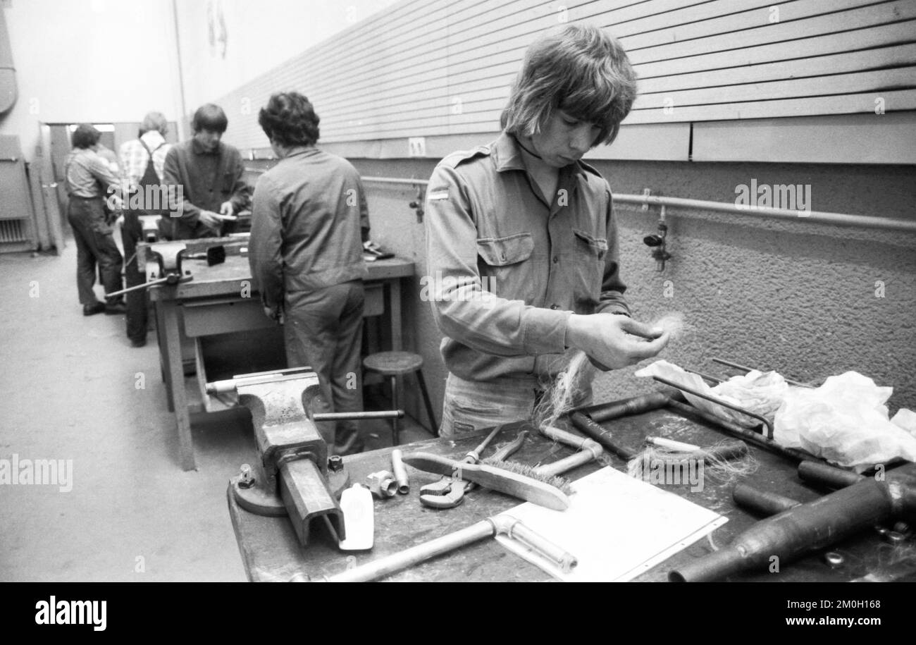 The training of apprentices (Azubis) at the Vocational Training Centre ...