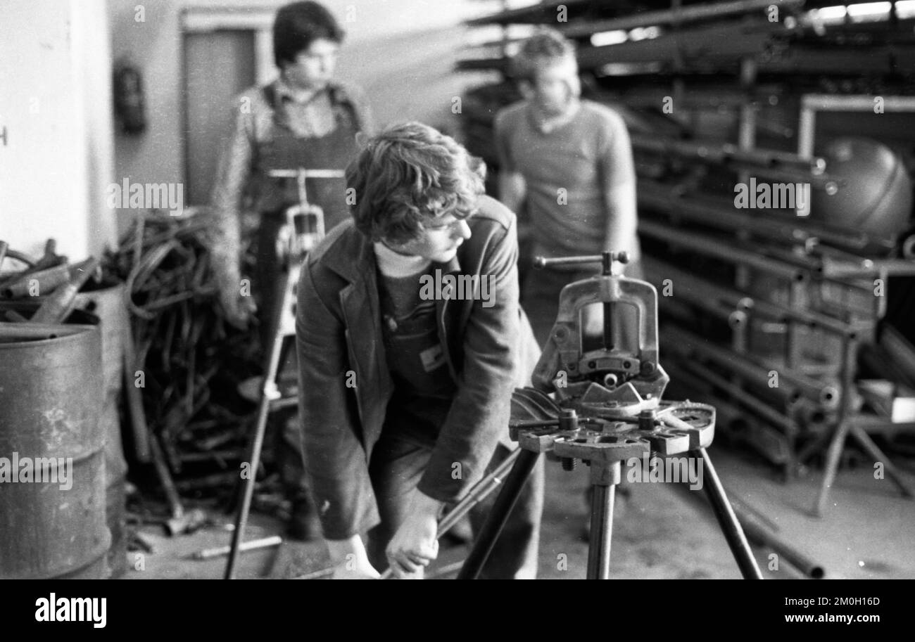 The training of apprentices (Azubis) at the Vocational Training Centre ...