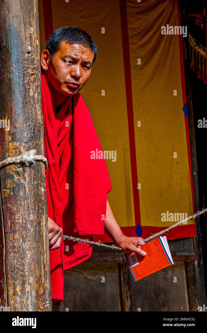 Young monk, Tashilhunpo monastery, Shigatse, Tibet, Asia Stock Photo