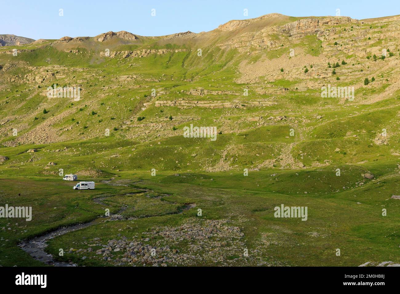 France, Alpes de Haute Provence, Mercantour National Park, Ubaye Valley, Jausiers, road to the Restefond (2680m) and Bonette (2715m) passes, camping car Stock Photo