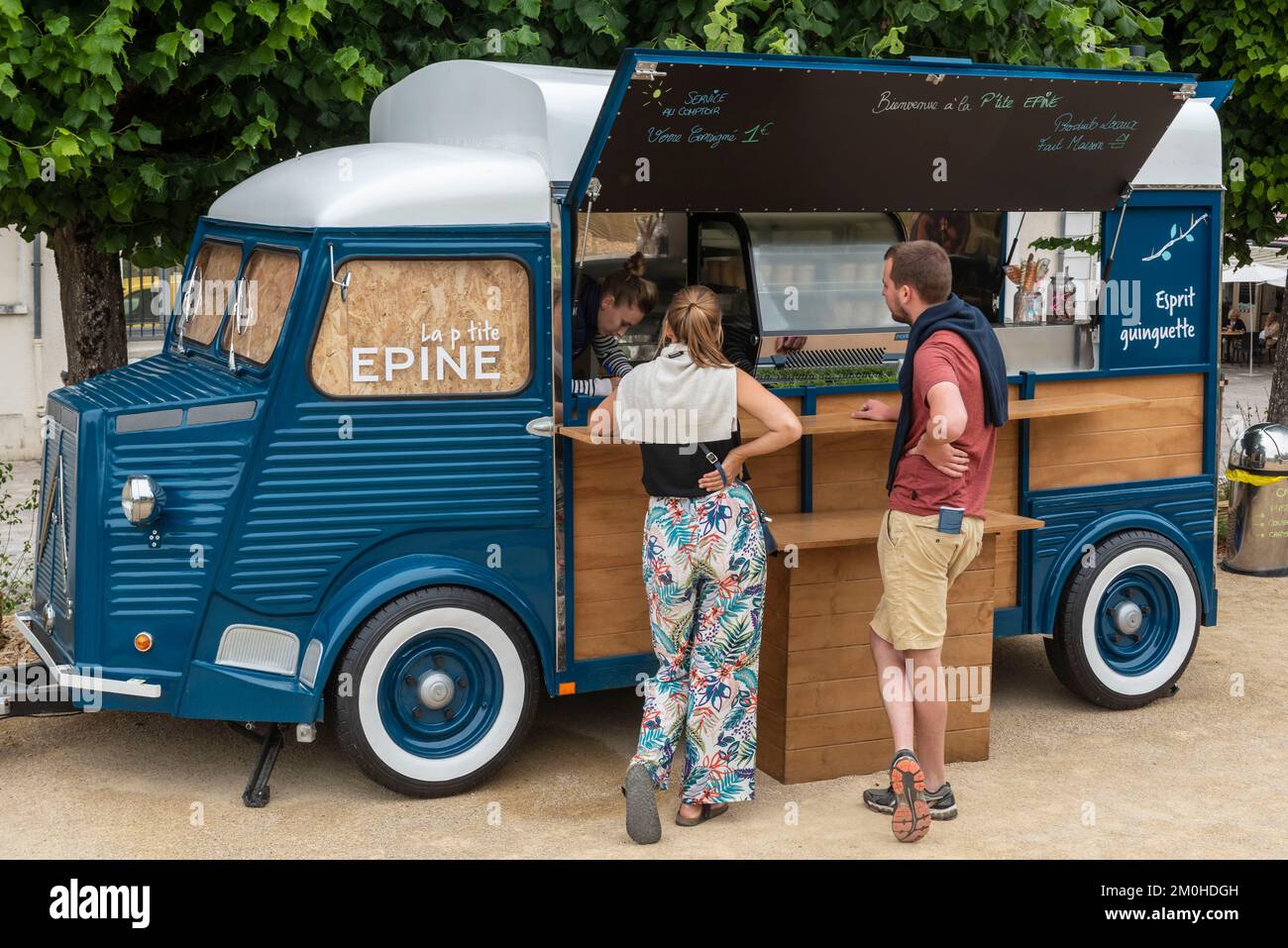 France, Indre et Loire, Loire Valley listed as World Heritage by UNESCO, Loire Anjou Touraine regional natural park, Azay le Rideau, food truck of the Epine Restaurant Stock Photo