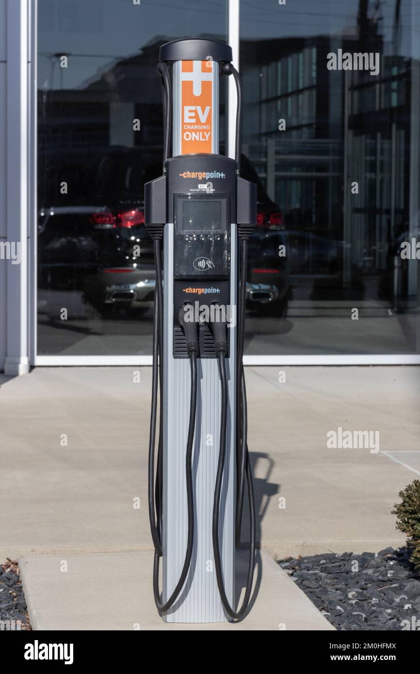 Indianapolis Circa December 2022 ChargePoint EV Charging Station