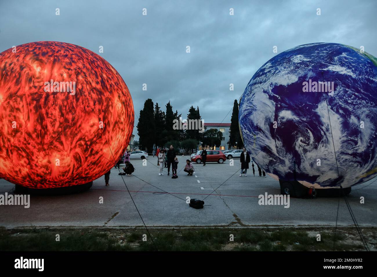 Exhibition of inflatable models of the Earth and the Sun from the Brno