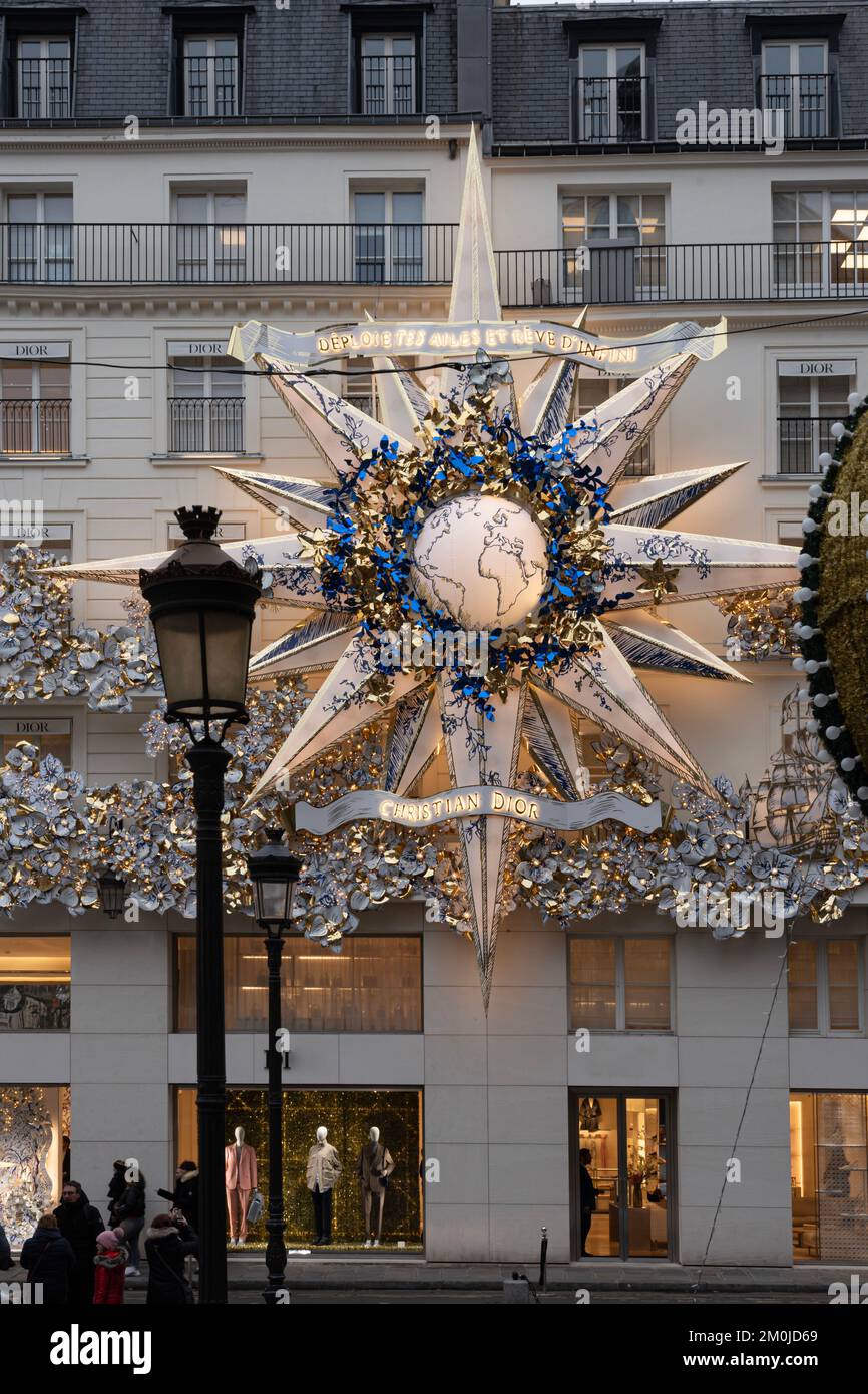 PARIS. FRANCE - Christmas Decoration walls from Christian Dior, Louis  Vuitton, Chanel