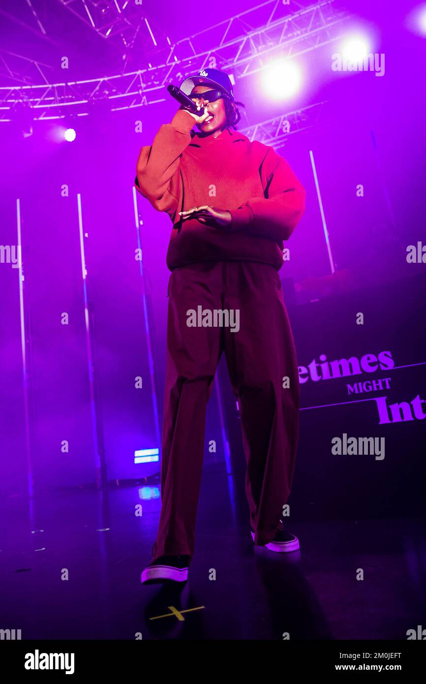 Little simz album hi-res stock photography and images - Alamy