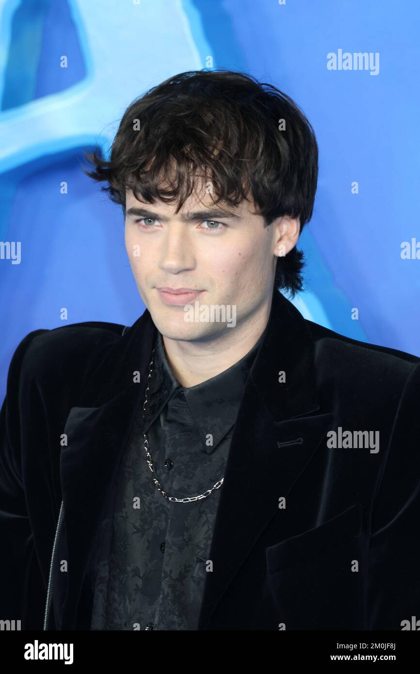 Jamie Flatters, Avatar The Way of Water World Premiere, Leicester Square, London, UK, 06 Jamie Flatters, Avatar The Way of Water World Premiere, Leicester Square, London, UK, 06